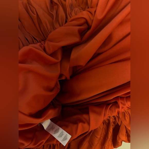 NWT PrettyLittleThing Puff Sleeve Puffball Hem Shift dress - Picture 5 of 8